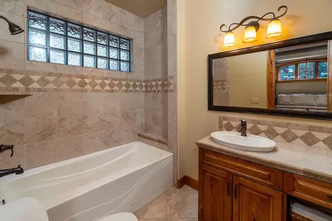 1320 NW Remarkable Dr, Bend, OR 97703 photo 21