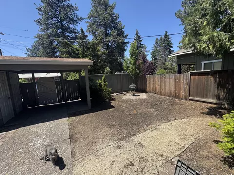 718 NE 9th St, Bend, OR 97701 photo 14