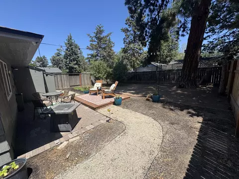 718 NE 9th St, Bend, OR 97701 photo 16