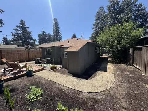 718 NE 9th St, Bend, OR 97701 photo 19