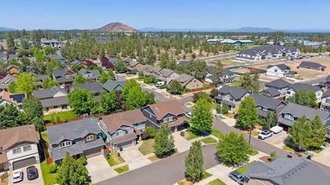 20542 Barrows Ct, Bend, OR 97702 photo 40