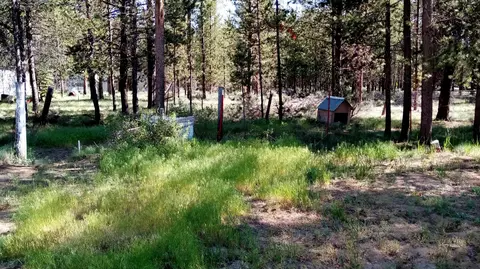 Exterior - 52192 Elderberry Ln, La Pine, OR 97739 photo 12 of 12
