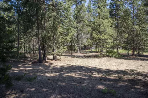 Exterior - 16121 Lava Dr, La Pine, OR 97739 photo 9 of 9