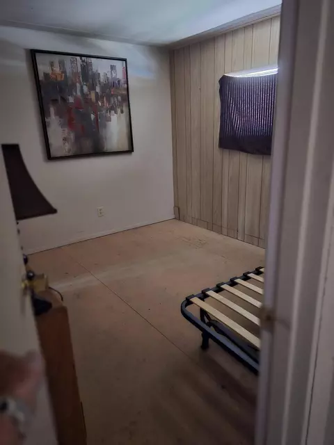 Bedroom - 52225 Lechner Ln, La Pine, OR 97739 photo 2 of 3