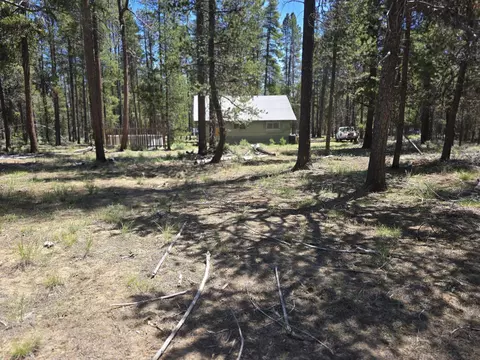 Exterior - 52225 Lechner Ln, La Pine, OR 97739 photo 3 of 4