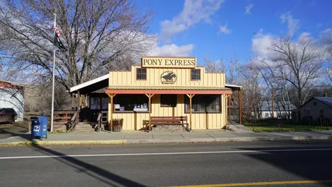145 Franklin St, Dayville, OR 97825
