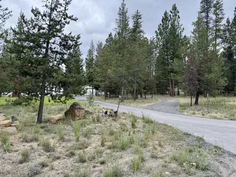52817 Rainbow Dr, La Pine, OR 97739 photo 6