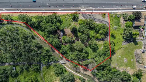 2616 N Foothill Rd, Medford, OR 97504