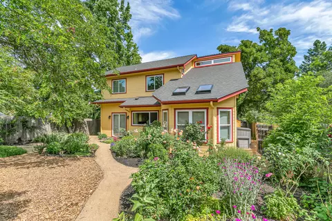 700 Clay St, Ashland, OR 97520