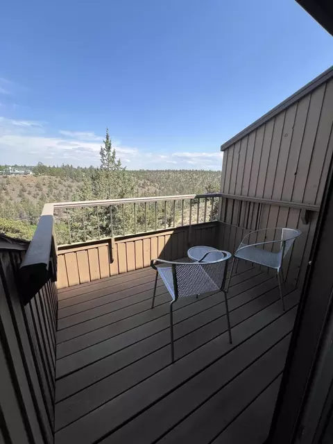 1974 Redtail Hawk Dr #RV23C, Redmond, OR 97756