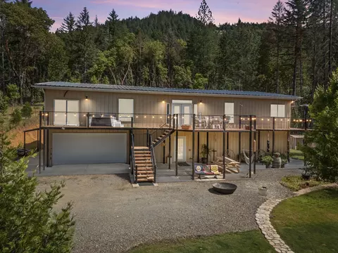 5067 Azalea Glen Rd, Glendale, OR 97442