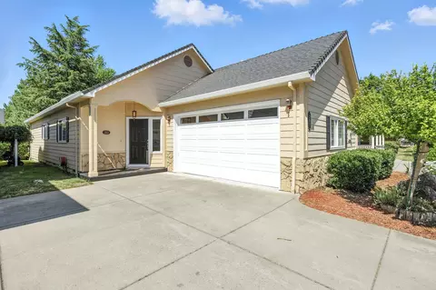 283 Meadow Dr, Ashland, OR 97520