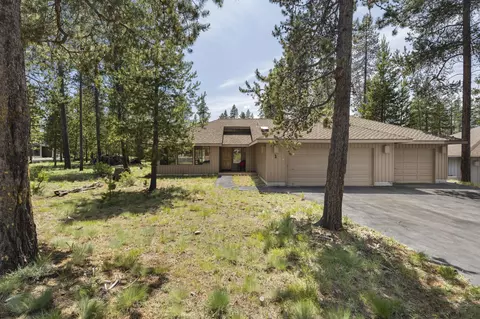 57803 Summit Ln #1, Sunriver, OR 97707