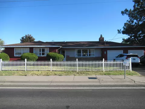 3676 Hilyard Ave, Klamath Falls, OR 97603
