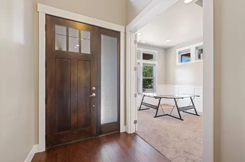 Entry Way - 19692 Aspen Ridge Dr, Bend, OR 97702 photo 1 of 1