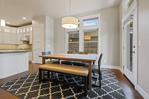 Dining - 19692 Aspen Ridge Dr, Bend, OR 97702 photo 1 of 2