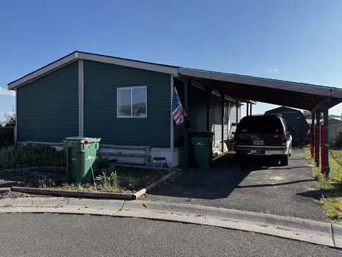 1663 Greensprings Dr #21, Klamath Falls, OR 97601