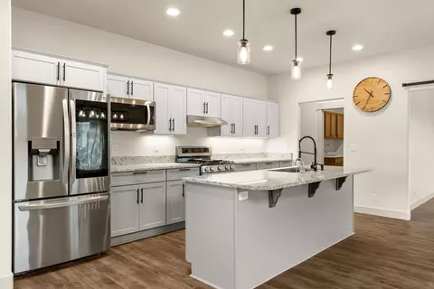 Kitchen - 63227 Brad St, Bend, OR 97701 photo 1 of 4