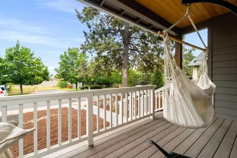 Exterior - 63227 Brad St, Bend, OR 97701 photo 2 of 5