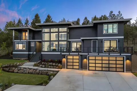 664 NW Powell Butte Loop, Bend, OR 97703