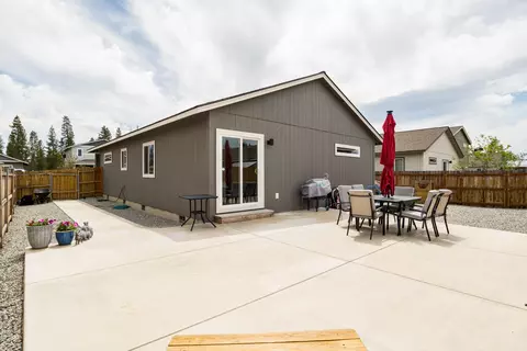 16436 Bassett Dr, La Pine, OR 97739