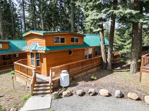 7979 Hyatt Prairie Rd # 46, Ashland, OR 97520