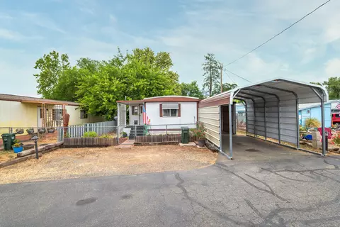 1241 Dowell Rd #72, Grants Pass, OR 97527