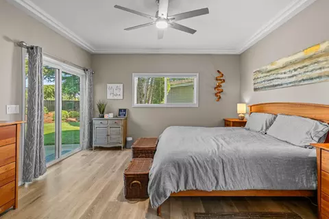Bedroom - 1620 Pacific Ln, Phoenix, OR 97535 photo 1 of 3