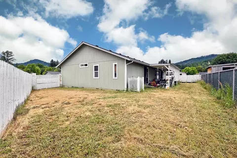 328 Outback Ln, Glendale, OR 97442 photo 30