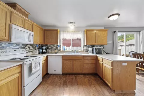 328 Outback Ln, Glendale, OR 97442 photo 24