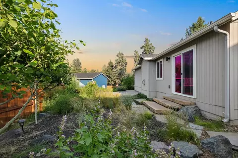 20392 SE Lois Way, Bend, OR 97702 photo 30