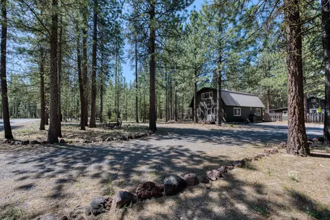 Exterior - 52300 Barberry Cir, La Pine, OR 97739 photo 12 of 16