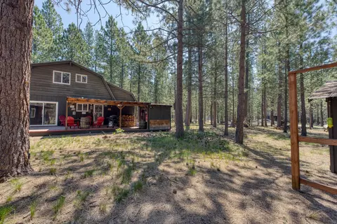 Exterior - 52300 Barberry Cir, La Pine, OR 97739 photo 6 of 16