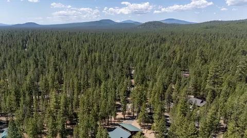 View/Area - 52300 Barberry Cir, La Pine, OR 97739 photo 3 of 7