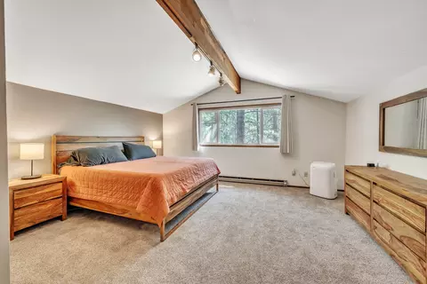 Bedroom - 52300 Barberry Cir, La Pine, OR 97739 photo 2 of 6