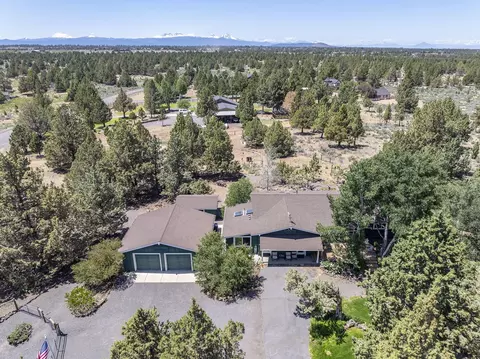 View/Area - 23080 Chisholm Trl, Bend, OR 97702 photo 1 of 2