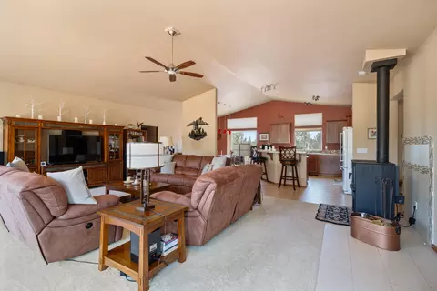 Living - 17596 Cascade Estates Dr, Bend, OR 97703 photo 1 of 3