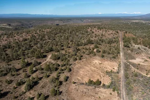 5500 SE Seneca Rd, Prineville, OR 97754