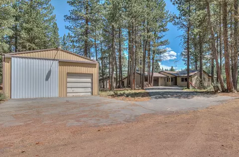 54400 Lynx Dr, Bend, OR 97707 photo 16