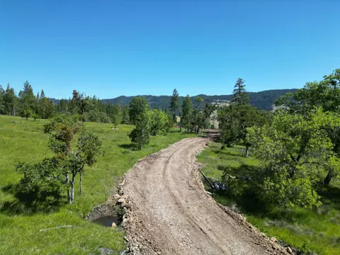 0 Sf Little Butte, Eagle Point, OR 97524 photo 6