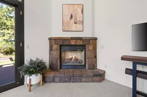 Entry Way - 61925 Broken Top Dr, Bend, OR 97702 photo 3 of 6