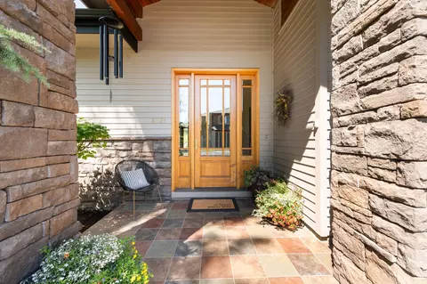 Entry Way - 61925 Broken Top Dr, Bend, OR 97702 photo 1 of 6