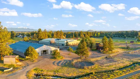 60360 Horse Butte Rd, Bend, OR 97702