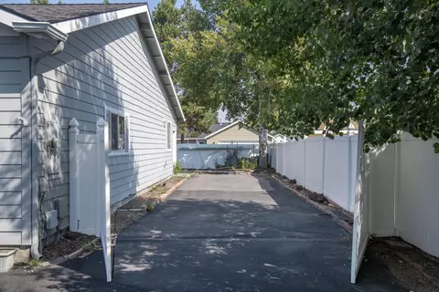16690 Oakridge Pl, La Pine, OR 97739 photo 29
