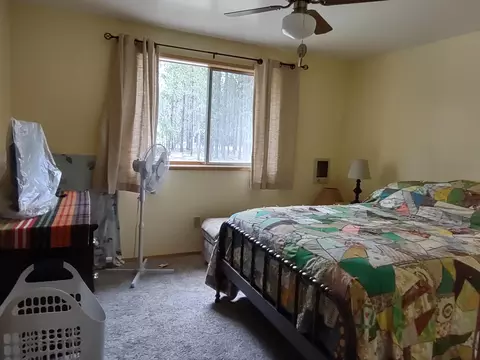 Bedroom - 15675 Friendly St, La Pine, OR 97739 photo 1 of 2