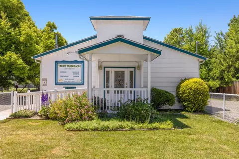 1774 Arthur St, Klamath Falls, OR 97603