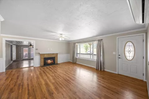 631 E 4th Ave, Riddle, OR 97469 photo 2