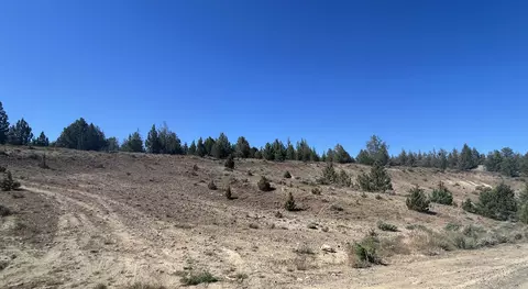 5600 SE Seneca Rd, Prineville, OR 97754