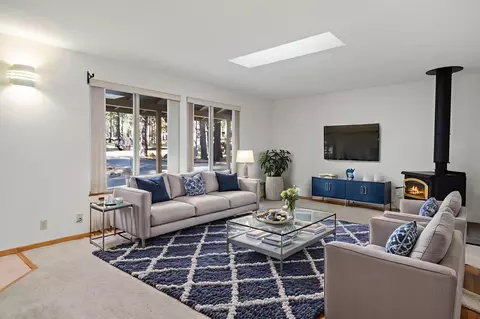 14570 Mountain View Loop, Sisters, OR 97759 photo 5