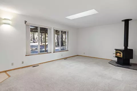 14570 Mountain View Loop, Sisters, OR 97759 photo 4